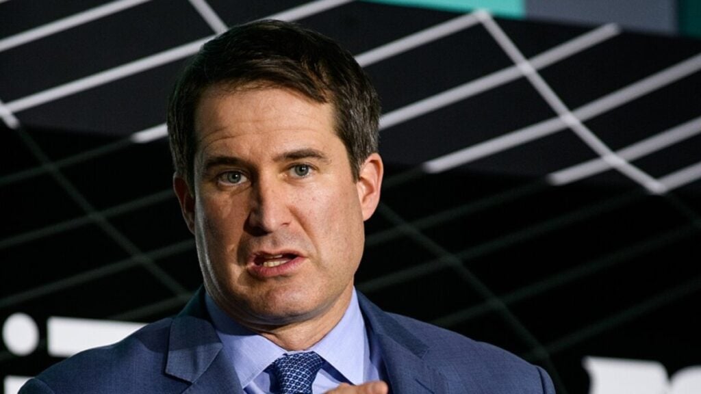 Rep. Seth Moulton Says He Was ‘One of the Only White People’ to Vote Against Honoring Charlie Kirk, Sparking Backlash After Massachusetts Senate Defeat
