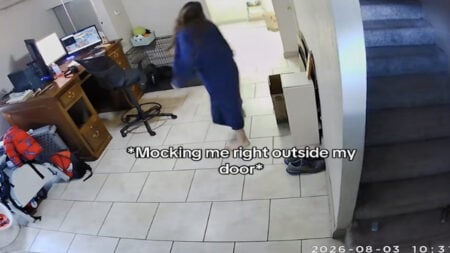 Florida Mother Confronts Pest Control Worker Who Comes in Her Home Without Knocking, Then Mocks Her