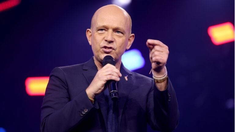 California GOP candidate Steve Hilton pledged to shut down the DMV and freeze registration at $73. The clip spread as users compared high fees with rough roads and doubted the plan.