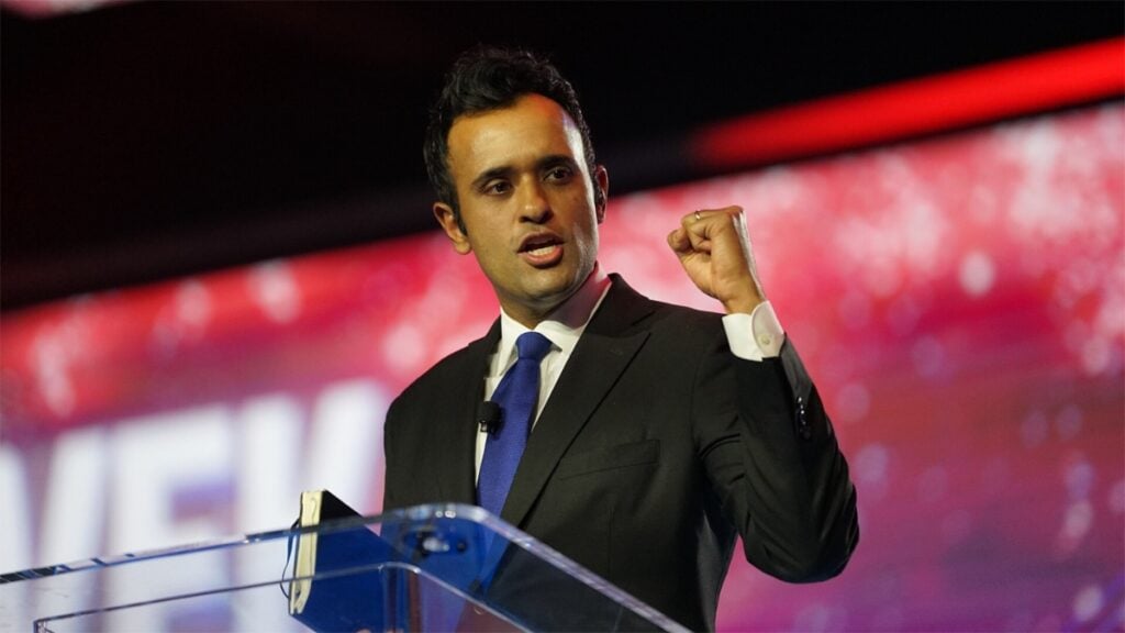 ‘He Never Answered the Question’: Vivek Ramaswamy’s ‘You Look Like a Plant’ Jab at Ohio Town Hall Sparks Backlash Vivek Ramaswamy told a front-row questioner at an Ohio town hall he looked “like a plant” after a jab about his wealth and a failed Alzheimer’s drug. The C-SPAN clip spread fast, and viewers are split on the answer.