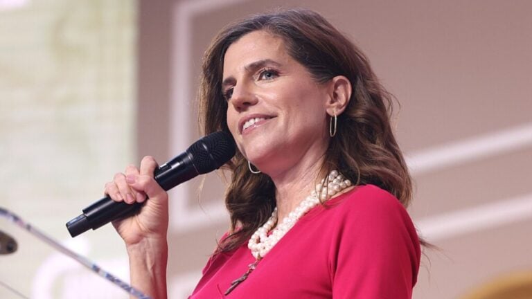 Rep. Nancy Mace quoted New York nominee Claire Valdez and said Congress is no place for anyone without America as their “one allegiance only.” The reply split users over loyalty and heritage.