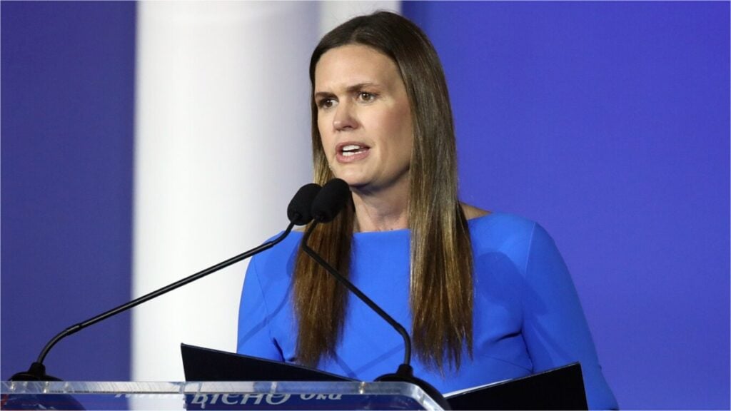 Gov. Sarah Huckabee Sanders Touts $2.2 Billion Hanwha Campus in Pine Bluff as Critics Say Arkansas Needs ‘More Than 400 Jobs’ Arkansas Gov. Sarah Huckabee Sanders marked a $2.2 billion Hanwha munitions campus in Pine Bluff, calling it 400 new jobs. The post spread as some cheered the deal and others asked what taxpayers get.