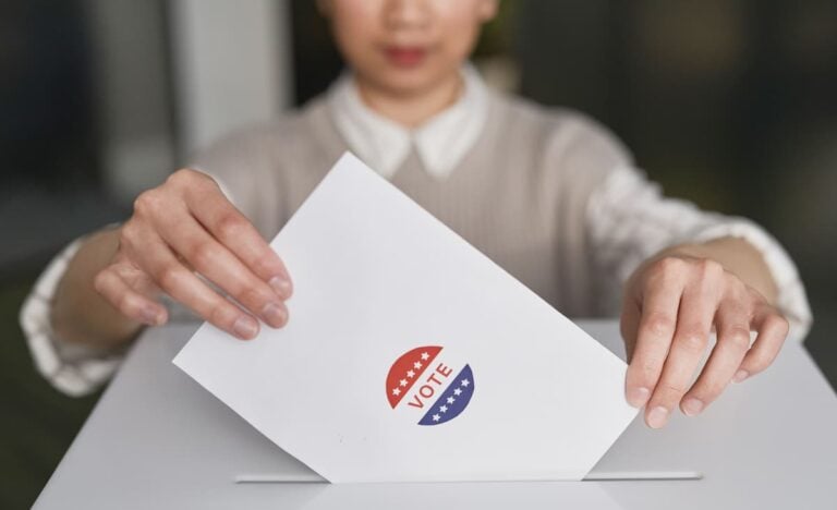 Texas DPS Error Leaves Voter Registrations Unprocessed Before Oct. 5 Deadline as Suspicion Explodes Online: ‘How Convenient’ Texas DPS error