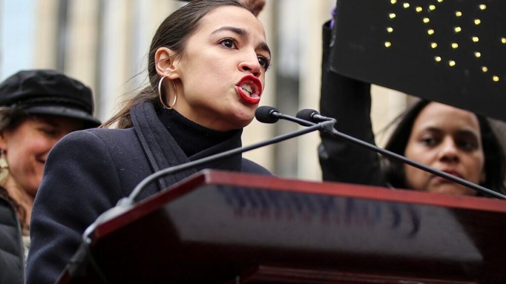 ‘They’re Coming After You’: AOC’s ICE AI Warning at New York Town Hall Sparks Fearmongering Backlash Rep. Alexandria Ocasio-Cortez told a New York town hall that ICE is AI, facial recognition, and “coming after you, regardless of your status.” The clip is drawing a split over warning versus fearmongering.