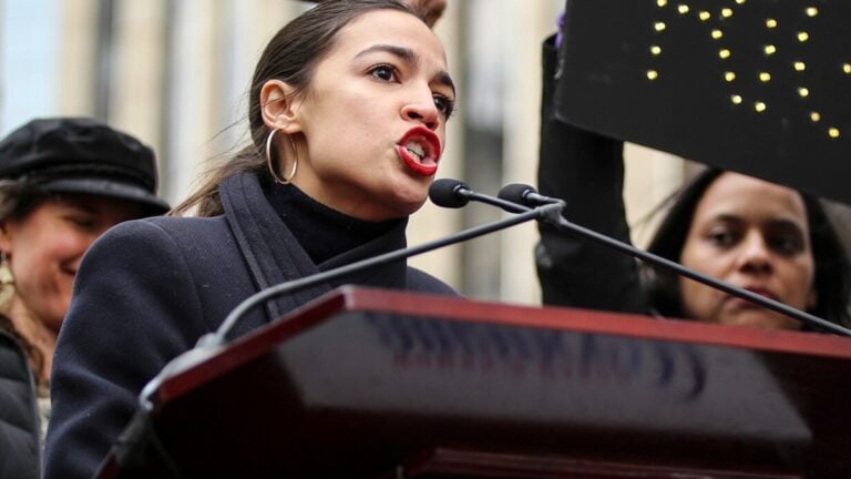 ‘They’re Coming After You’: AOC’s ICE AI Warning at New York Town Hall Sparks Fearmongering Backlash Rep. Alexandria Ocasio-Cortez told a New York town hall that ICE is AI, facial recognition, and “coming after you, regardless of your status.” The clip is drawing a split over warning versus fearmongering.