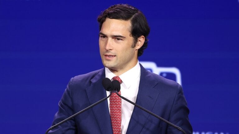 ‘Make America White Again’: Critics Challenge Texas Rep. Brandon Gill After He Says the Left Wants to Upend America’s Culture Out of ‘Pure Hatred’ Texas Rep. Brandon Gill posted a Fox News clip saying conservatives want to conserve a “specific culture and heritage,” and that the left is motivated by hatred of the nation. Replies split between support and questions about what that culture means.