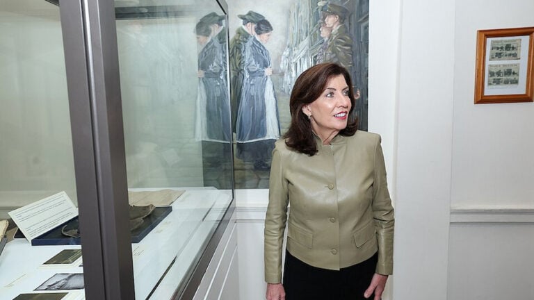 ‘Absolutely Despicable’: New York Gov. Kathy Hochul Blasts Protesters Who Crashed October 7 Vigil, Faces Backlash NY Gov. Hochul Slams Vigil Protesters, Faces Backlash