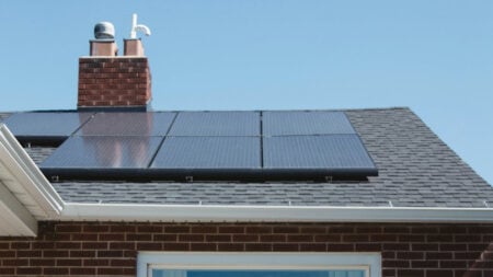 ’13 Dollars a Month for Nothing?!’: Solar Homeowner Says They Must Pay Grid Fee Despite ‘Using 0 Power’ From Electric Company Solar Panel Homeowner Roof