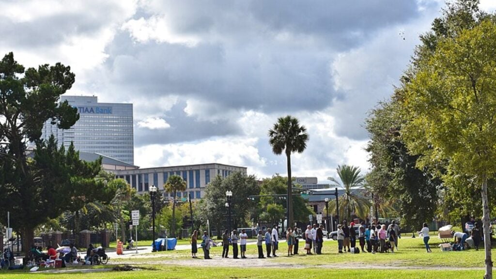 ‘You Can Either Pay for the Streetlights, or We Can Turn Them Off’: Florida Cities Warn of Service Cuts as Amendment 3 Threatens Millions in Revenue Amendment 3 Florida Vote