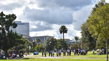 ‘You Can Either Pay for the Streetlights, or We Can Turn Them Off’: Florida Cities Warn of Service Cuts as Amendment 3 Threatens Millions in Revenue Amendment 3 Florida Vote