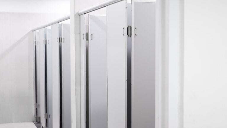 ‘Women Can Be Pervs Too’: Virginia Airport Bathroom Video Has Viewers Calling Out Double Standards Restroom stalls