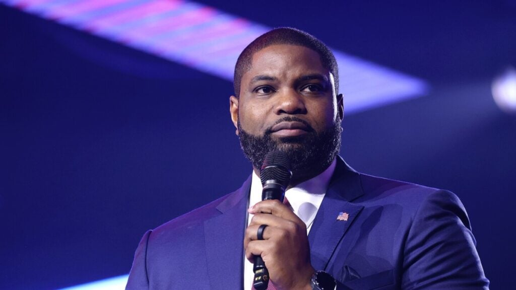 ‘That’s Not What You Said’: Byron Donalds’ Clarification on Fishback Voters Sparks Accusations of Gaslighting in Florida Byron Donalds posted on X to clarify a short POLITICO clip in which he said “I don’t care” about the roughly 10% of Florida primary voters who backed James Fishback. The response has drawn mixed comments online.