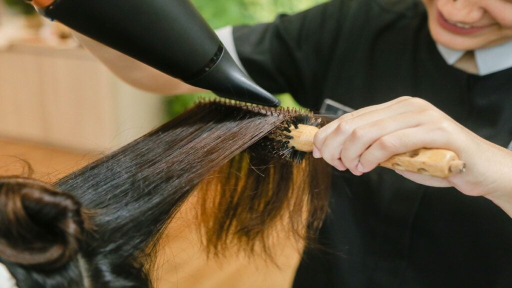 New Jersey Hair Stylist Confronts Serial Canceller Who Continuously Cancelled 27 Hair Appointments