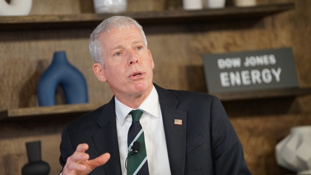 ‘About Damn Time’: Viewers React as Energy Sec. Chris Wright Announces First Large U.S. Refinery in Nearly 50 Years in Texas During CNN Interview with Dana Bash Energy Secretary Chris Wright told CNN’s Dana Bash that the U.S. is about to launch its first major refinery construction in decades, pointing to a project in Brownsville, Texas. Bash quickly shifted the discussion.