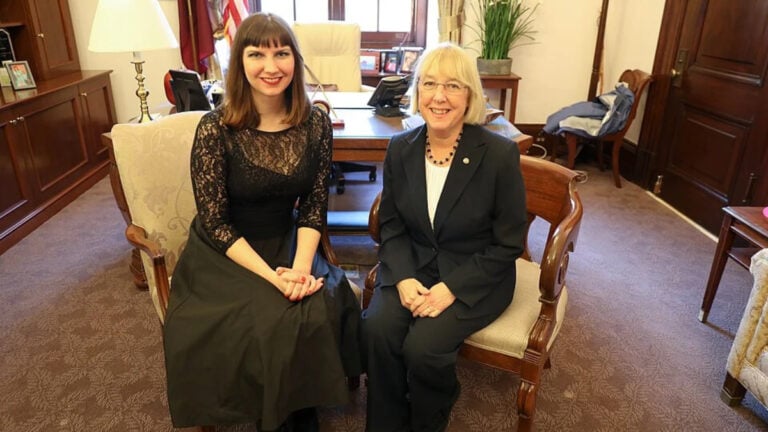 Washington Senator Patty Murray Uses Brewery Tap Handles to Criticize Trump’s Tariffs: ‘This Talking Point is Insane’ Washington Senator Patty Murray Uses Brewery Tap Handles to Criticize Trump's Tariffs 'This Talking Point is Insane'